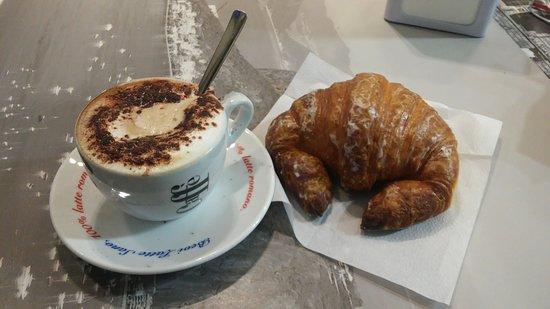 Di Carlo Cafè